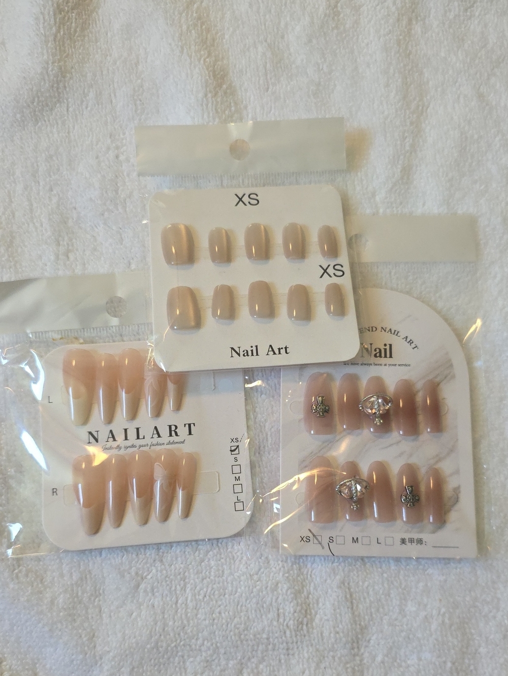 Neutral Nude Press-On Nail Set -